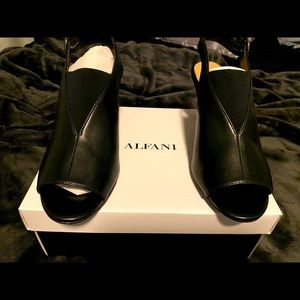 Alfani Jasmynee black sm neo sz 8M